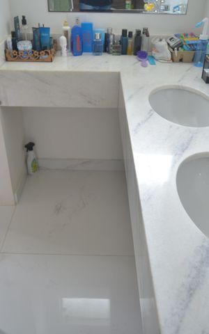 Casa para alugar com 190m², 3 quartos e 2 vagasBanheiro da Suíte