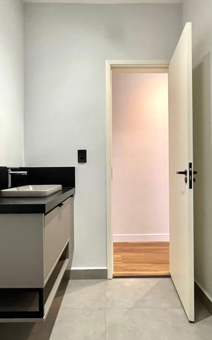 Casa para alugar com 180m², 3 quartos e 2 vagas Casa para alugar com 180m², 3 quartos e 2 vagasBanheiro Social