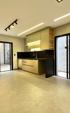 Casa para alugar com 180m², 3 quartos e 2 vagas Casa para alugar com 180m², 3 quartos e 2 vagasCozinha