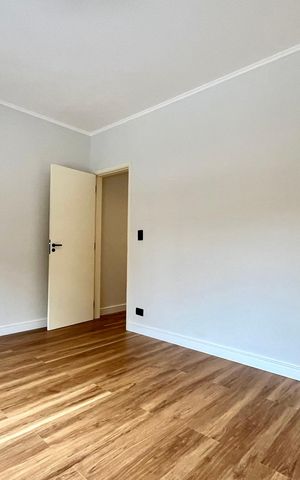 Casa para alugar com 180m², 3 quartos e 2 vagas Casa para alugar com 180m², 3 quartos e 2 vagasSuite