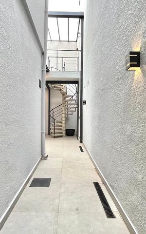 Casa para alugar com 180m², 3 quartos e 2 vagas Casa para alugar com 180m², 3 quartos e 2 vagasÁrea externa