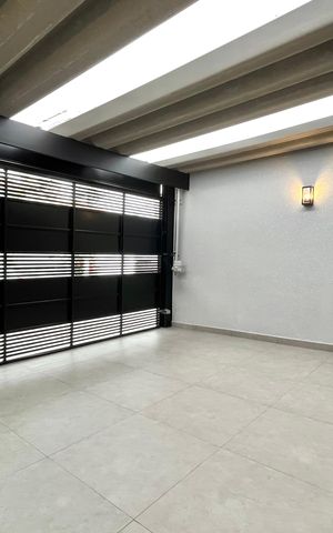 Casa para alugar com 180m², 3 quartos e 2 vagas Casa para alugar com 180m², 3 quartos e 2 vagasGaragem
