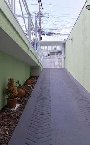 Casa à venda com 185m², 3 quartos e 4 vagas Casa à venda com 185m², 3 quartos e 4 vagasGaragem