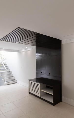 Casa à venda com 185m², 3 quartos e 4 vagas Casa à venda com 185m², 3 quartos e 4 vagasSala