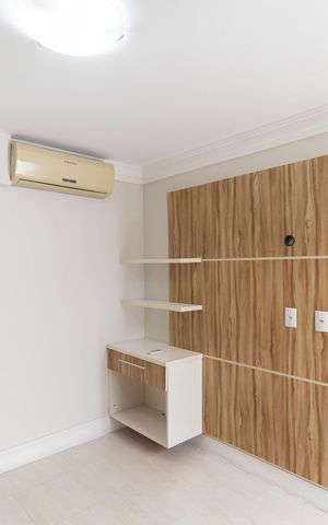 Casa à venda com 185m², 3 quartos e 4 vagas Casa à venda com 185m², 3 quartos e 4 vagasSuíte