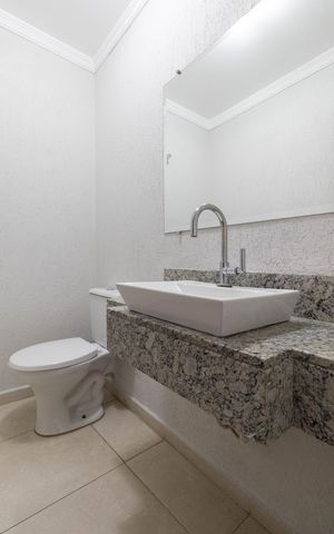 Casa à venda com 185m², 3 quartos e 4 vagas Casa à venda com 185m², 3 quartos e 4 vagasLavabo