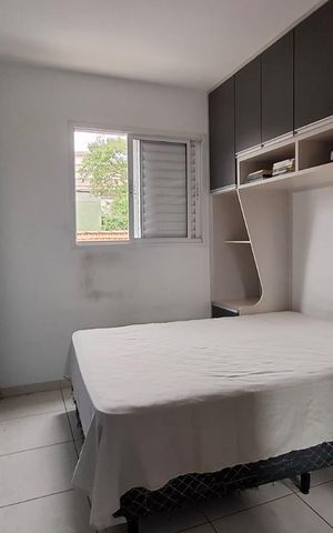 Casa de condomínio à venda com 80m², 3 quartos e 2 vagas Casa de condomínio à venda com 80m², 3 quartos e 2 vagasQuarto