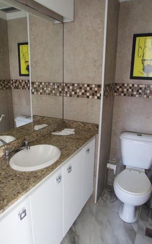 Apartamento à venda com 177m², 2 quartos e 2 vagasBanheiro Social