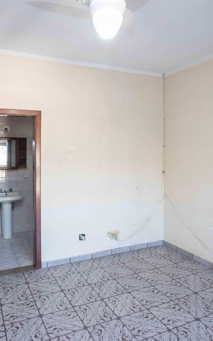 Casa para alugar com 300m², 4 quartos e 4 vagasQuarto Suíte