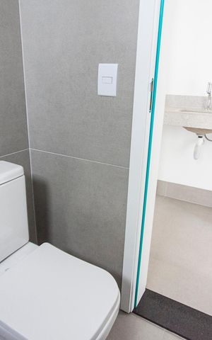 Apartamento para alugar com 94m², 3 quartos e 2 vagas Apartamento para alugar com 94m², 3 quartos e 2 vagasBanheiro social