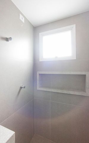 Apartamento para alugar com 94m², 3 quartos e 2 vagas Apartamento para alugar com 94m², 3 quartos e 2 vagasBanheiro da Suite
