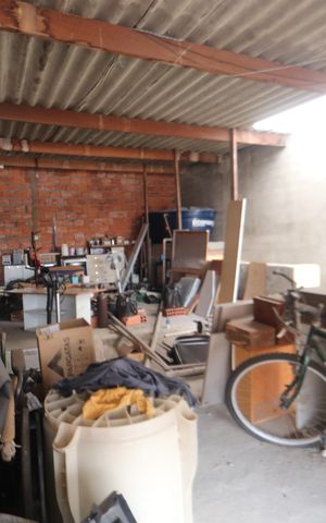 Casa à venda com 125m², 4 quartos e 2 vagasDepósito