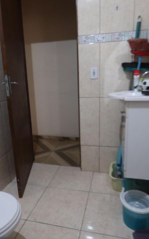 Casa à venda com 125m², 4 quartos e 2 vagasBanheiro Social