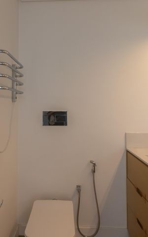 Apartamento para alugar com 94m², 1 quarto e 3 vagas Apartamento para alugar com 94m², 1 quarto e 3 vagasBanheiro da Suíte
