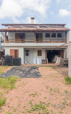 Casa para alugar com 333m², 4 quartos e 6 vagas Casa para alugar com 333m², 4 quartos e 6 vagasQuintal