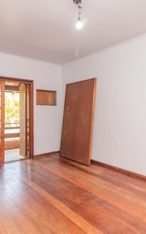 Casa para alugar com 333m², 4 quartos e 6 vagas Casa para alugar com 333m², 4 quartos e 6 vagasQuarto 2