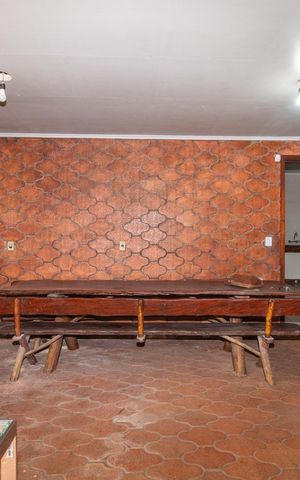 Casa para alugar com 333m², 4 quartos e 6 vagas Casa para alugar com 333m², 4 quartos e 6 vagasChurrasqueira