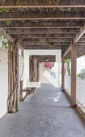 Apartamento à venda com 48m², 2 quartos e 1 vaga Apartamento à venda com 48m², 2 quartos e 1 vagaÁrea comum