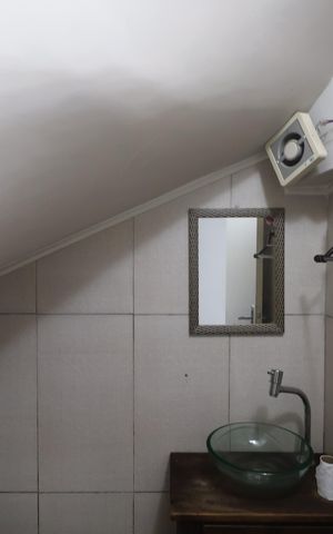 Casa à venda com 105m², 2 quartos e 1 vagaLavabo