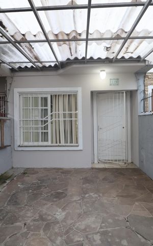 Casa à venda com 105m², 2 quartos e 1 vagaGaragem