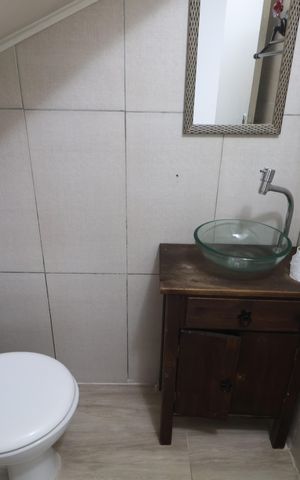 Casa à venda com 105m², 2 quartos e 1 vagaLavabo