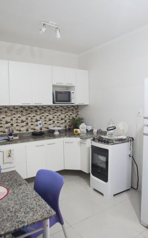 Casa à venda com 127m², 3 quartos e 2 vagasCozinha