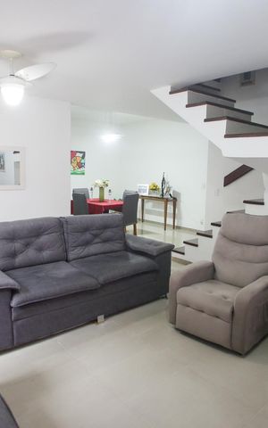 Casa à venda com 127m², 3 quartos e 2 vagasSala de Estar