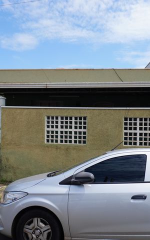 Casa para alugar com 205m², 3 quartos e 4 vagasFachada  com Plaquinha ymgy -505