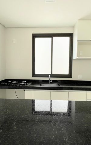 Apartamento à venda com 70m², 3 quartos e 2 vagasCozinha