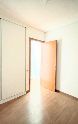 Apartamento à venda com 70m², 3 quartos e 2 vagasQuarto 2