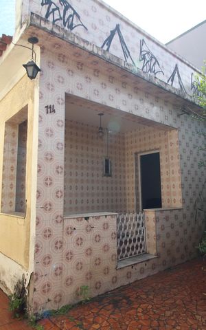 Casa à venda com 480m², 3 quartos e 3 vagasFrente