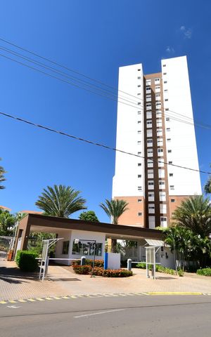 Apartamento à venda com 137m², 3 quartos e 2 vagasFachada e portaria