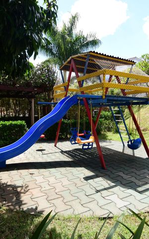 Apartamento à venda com 137m², 3 quartos e 2 vagasÁrea comum - Playground
