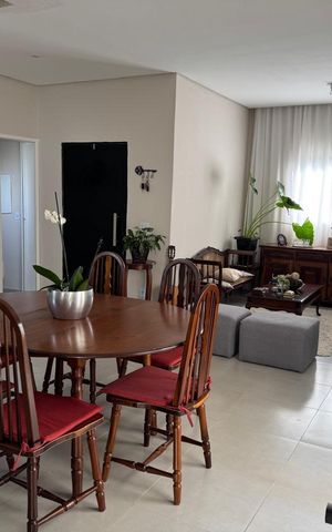 Casa de condomínio à venda com 140m², 3 quartos e 2 vagas
