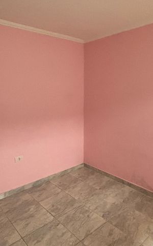 Casa para alugar com 150m², 2 quartos e sem vaga