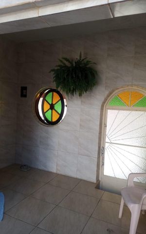 Casa à venda com 100m², 2 quartos e 2 vagasGaragem