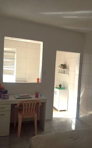 Casa à venda com 100m², 2 quartos e 2 vagasCozinha