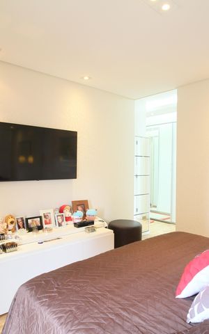 Apartamento à venda com 172m², 3 quartos e 3 vagasSuíte 1