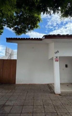 Casa para alugar com 476m², 9 quartos e 9 vagas Casa para alugar com 476m², 9 quartos e 9 vagasFachada