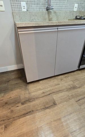 Apartamento à venda com 59m², 2 quartos e 1 vaga Apartamento à venda com 59m², 2 quartos e 1 vagaBanheiro