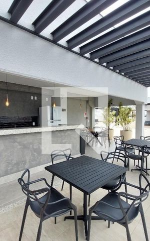 Apartamento para alugar com 45m², 2 quartos e 1 vaga Apartamento para alugar com 45m², 2 quartos e 1 vagaChurrasqueira