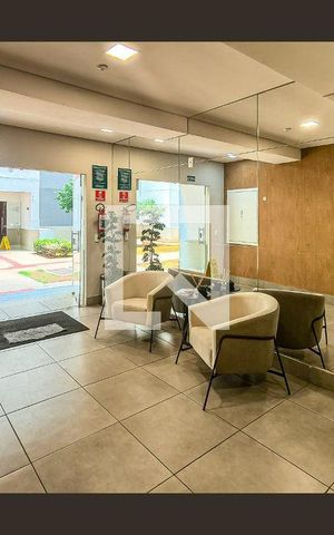 Apartamento para alugar com 45m², 2 quartos e 1 vaga Apartamento para alugar com 45m², 2 quartos e 1 vagaHall de entrada