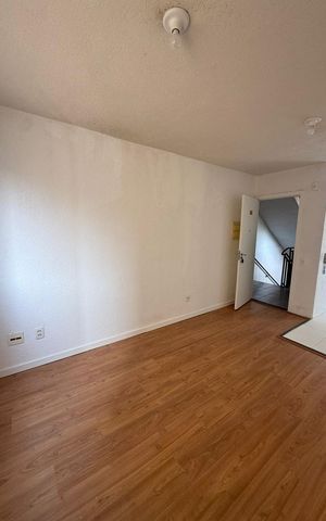 Apartamento à venda com 40m², 2 quartos e 1 vaga Apartamento à venda com 40m², 2 quartos e 1 vagaSala