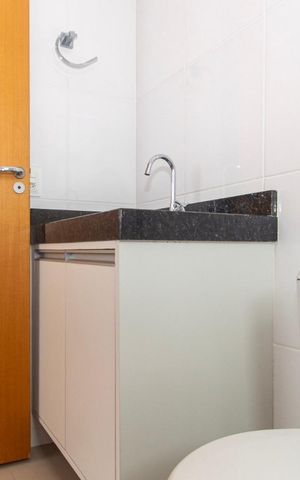 Apartamento à venda com 62m², 2 quartos e 2 vagas Apartamento à venda com 62m², 2 quartos e 2 vagasBanheiro 1