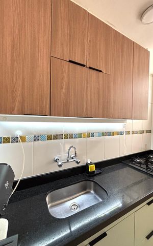 Casa à venda com 170m², 4 quartos e 2 vagas Casa à venda com 170m², 4 quartos e 2 vagasCozinha
