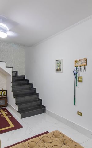 Casa para alugar com 188m², 2 quartos e 3 vagas Casa para alugar com 188m², 2 quartos e 3 vagasSala