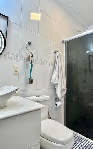 Casa à venda com 230m², 3 quartos e 2 vagas Casa à venda com 230m², 3 quartos e 2 vagasBanheiro da Suíte