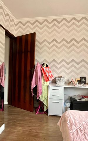 Casa à venda com 230m², 3 quartos e 2 vagas Casa à venda com 230m², 3 quartos e 2 vagasQuarto 3