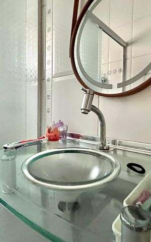 Casa à venda com 230m², 3 quartos e 2 vagas Casa à venda com 230m², 3 quartos e 2 vagasBanheiro Corredor