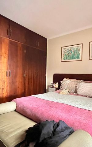 Casa à venda com 230m², 3 quartos e 2 vagas Casa à venda com 230m², 3 quartos e 2 vagasSuite